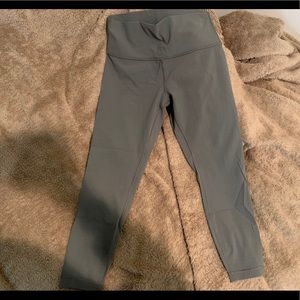 LuluLemon Wunder Under Tights 25”